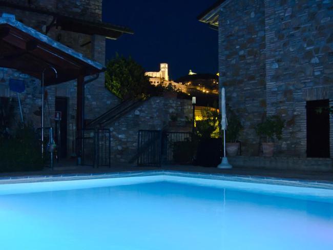 Country House Carfagna Asís Exterior foto